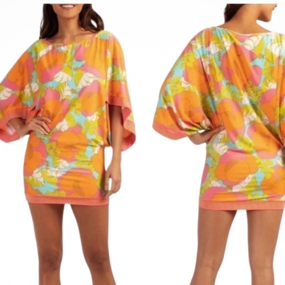 NWT TRINA TURK Vibrant Floral Swim Dress/cover up  with Batwing Sleeves - Picture 1 of 7